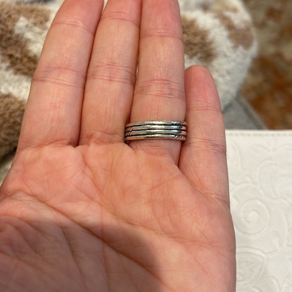 David Yurman X Crossover Ring with Diamonds - Picture 2 of 3